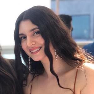 Meet your Posher, Fira